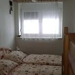 Апартаменты V Mladych Bukach *